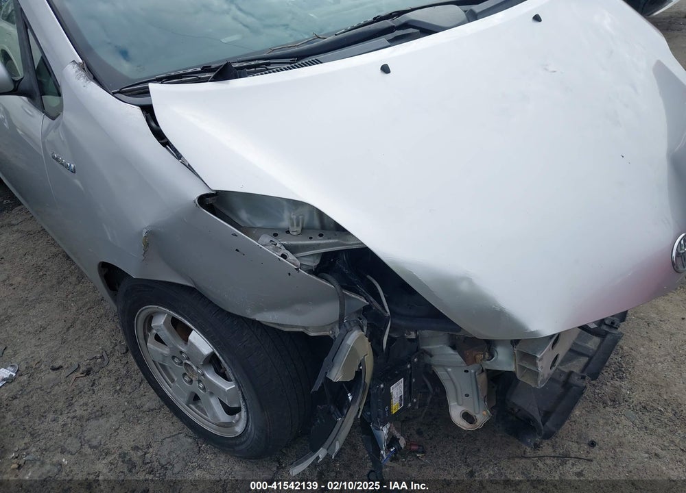 2006 TOYOTA PRIUS VIN: JTDKB20U467070392