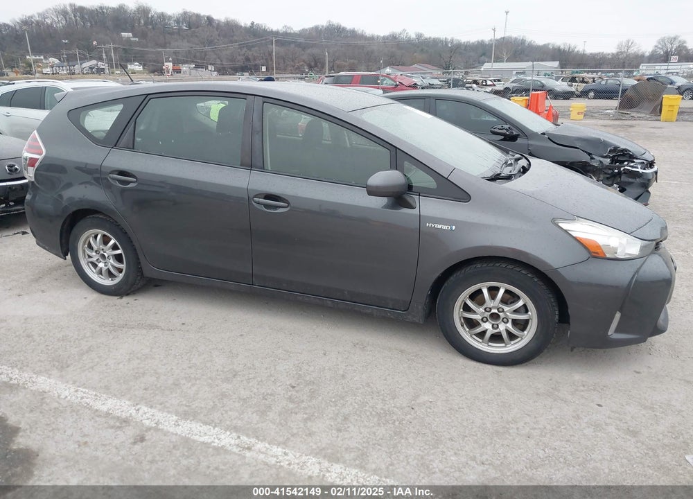 2015 TOYOTA PRIUS V THREE VIN: JTDZN3EU3FJ018680