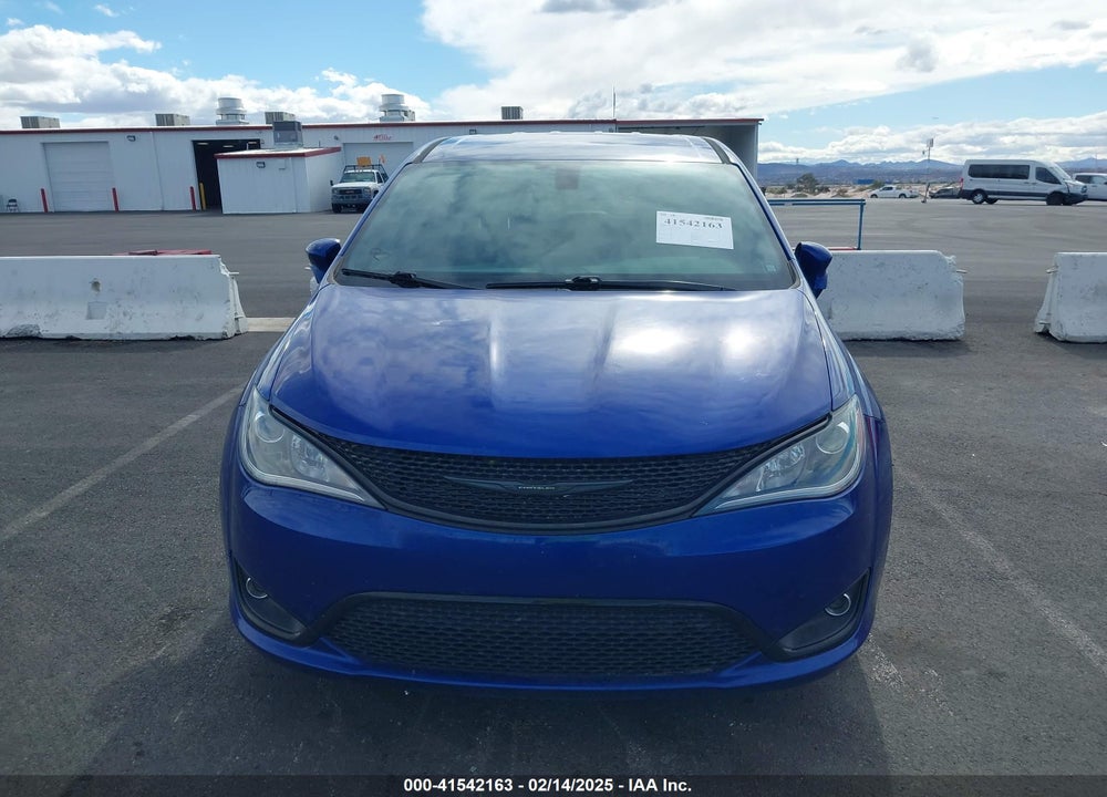 2020 CHRYSLER PACIFICA TOURING VIN: 2C4RC1FG3LR241747