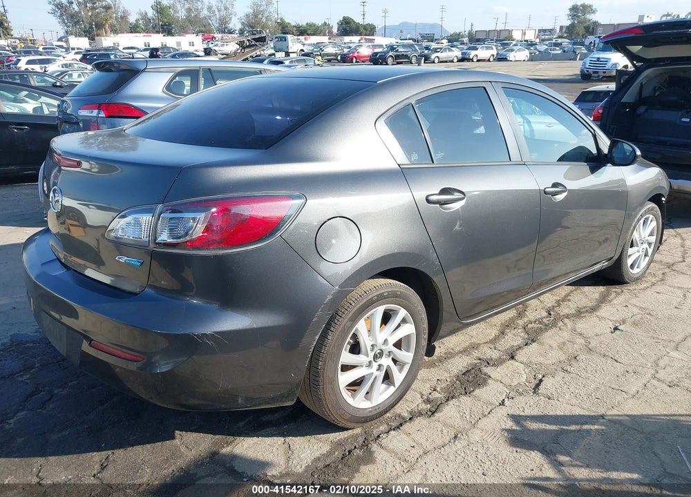 2013 MAZDA 3 I GRAND TOURING VIN: JM1BL1WP8D1807375