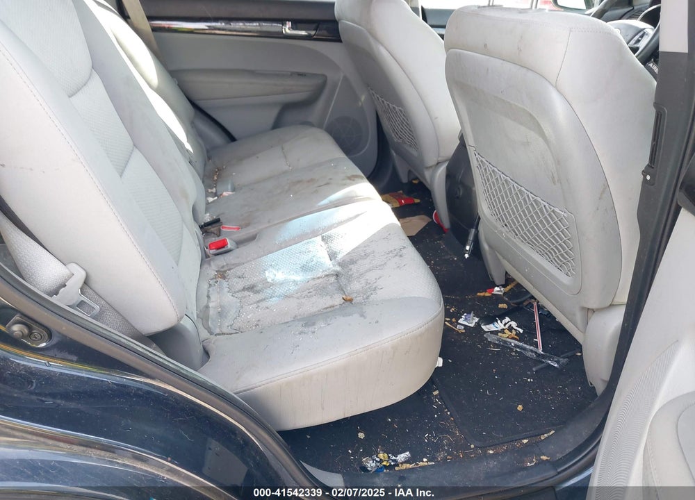 2012 KIA SORENTO VIN: 5XYKTCA6XCG275958