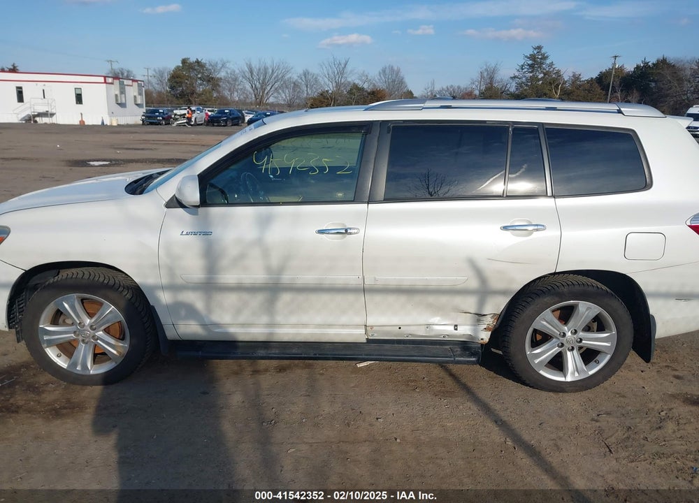 2008 TOYOTA HIGHLANDER LIMITED VIN: JTEES42A982103300