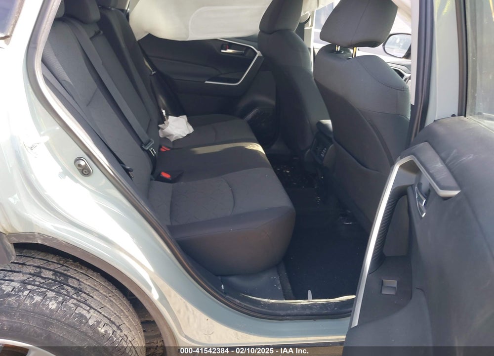 2021 TOYOTA RAV4 VIN: 2T3P1RFV1MW239321