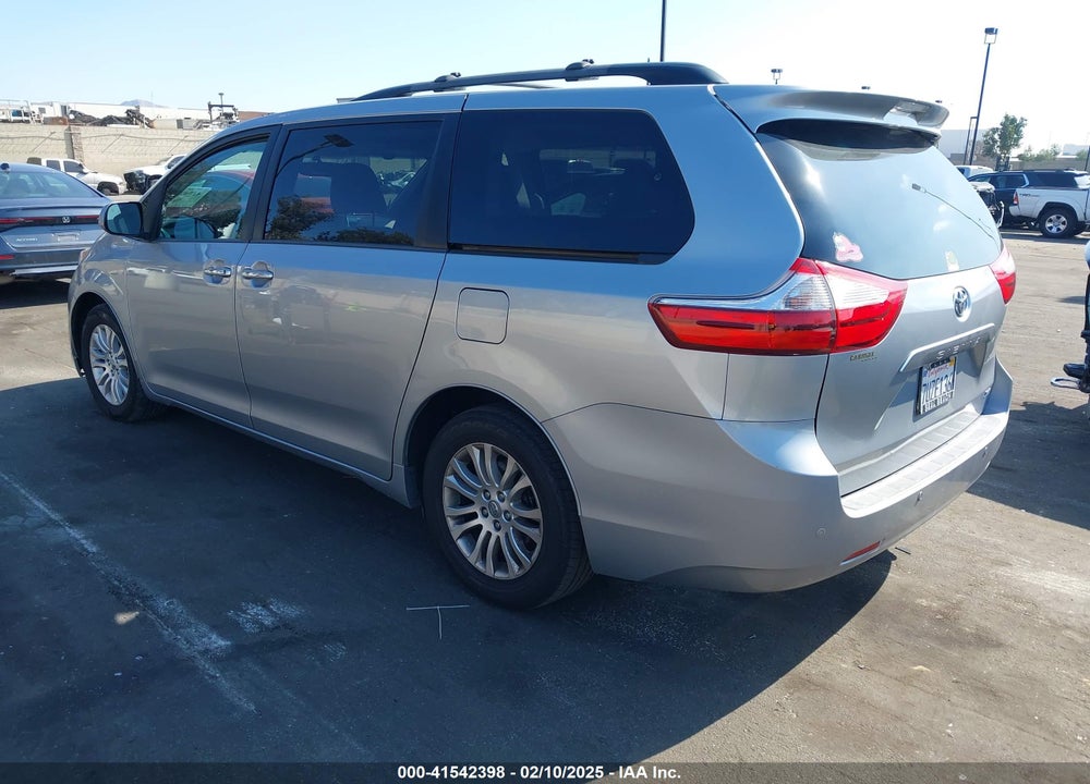 2016 TOYOTA SIENNA XLE LIMITED VIN: 5TDYK3DC3GS718216