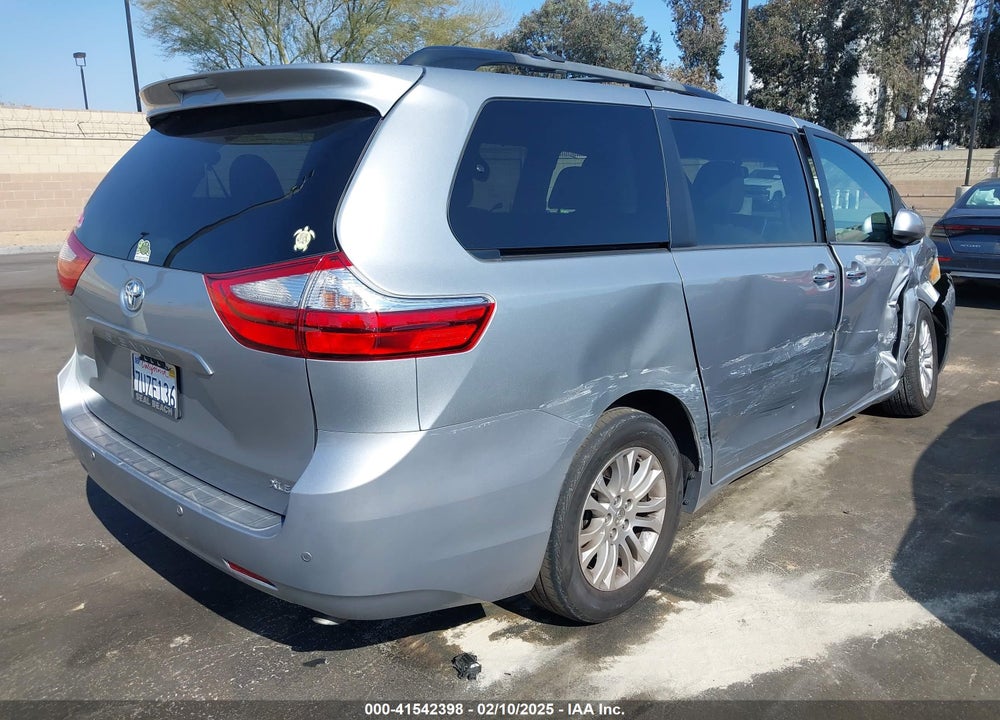 2016 TOYOTA SIENNA XLE LIMITED VIN: 5TDYK3DC3GS718216