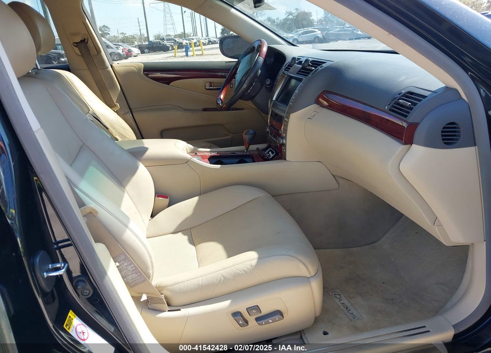 2007 LEXUS LS 460 VIN: JTHBL46FX75006662