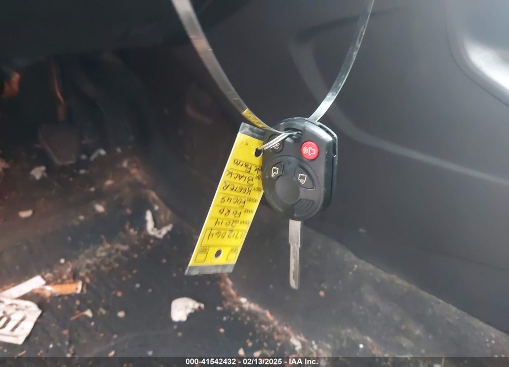 2014 FORD FOCUS VIN: 1FADP3K28EL370489