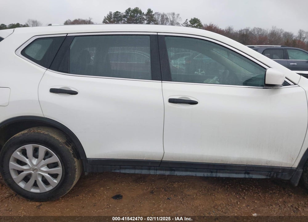 2017 NISSAN ROGUE VIN: 5N1AT2MT3HC741308