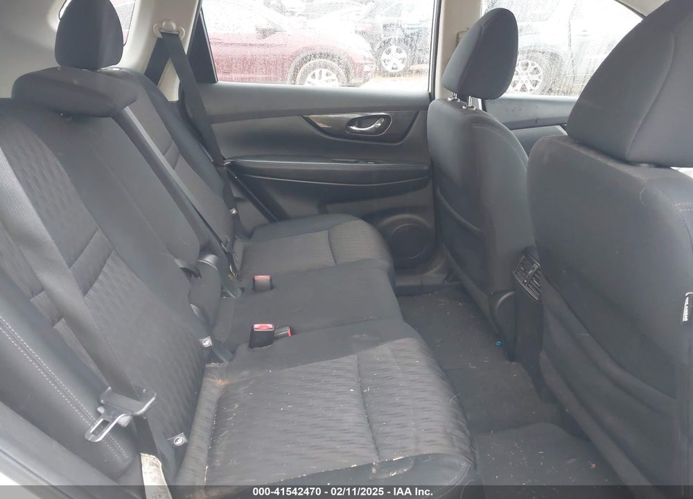 2017 NISSAN ROGUE VIN: 5N1AT2MT3HC741308