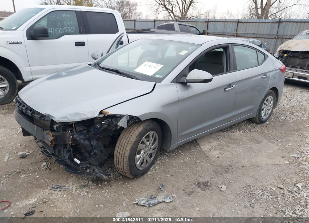 2017 HYUNDAI ELANTRA VIN: 5NPD74LF7HH154692