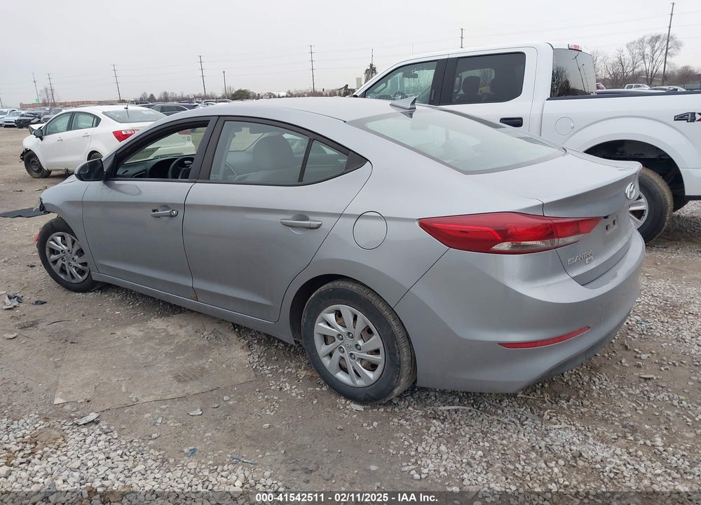 2017 HYUNDAI ELANTRA VIN: 5NPD74LF7HH154692