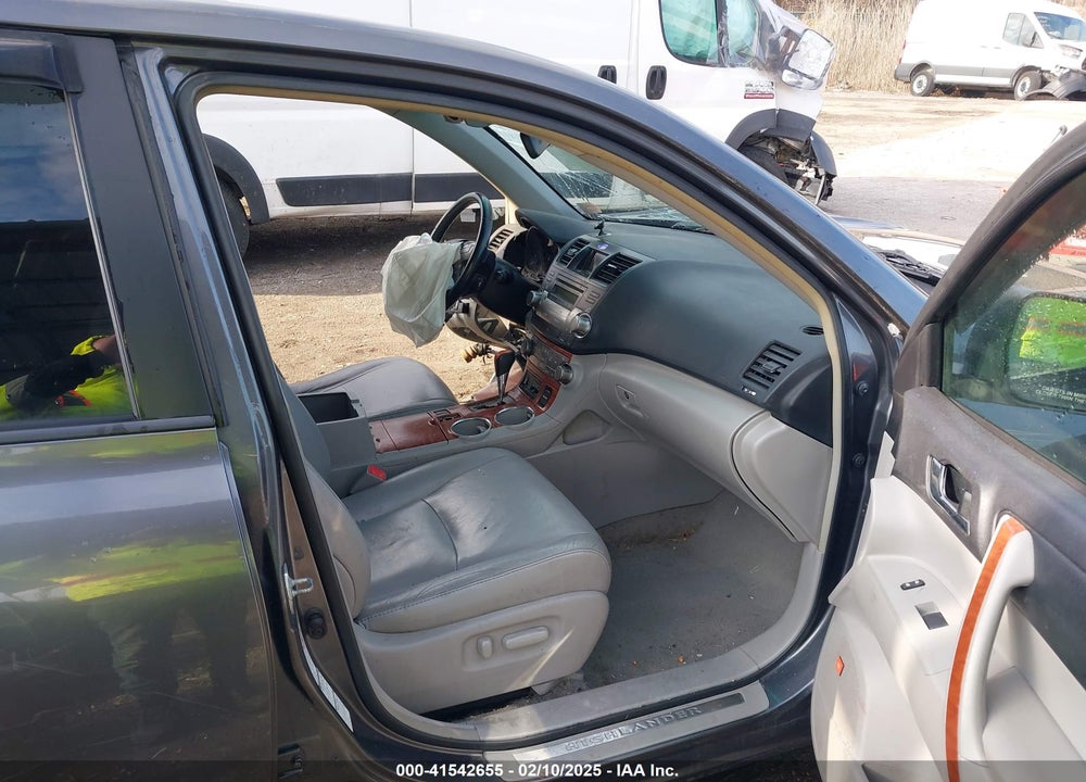 2010 TOYOTA HIGHLANDER VIN: 5TDDK3EHXAS031184