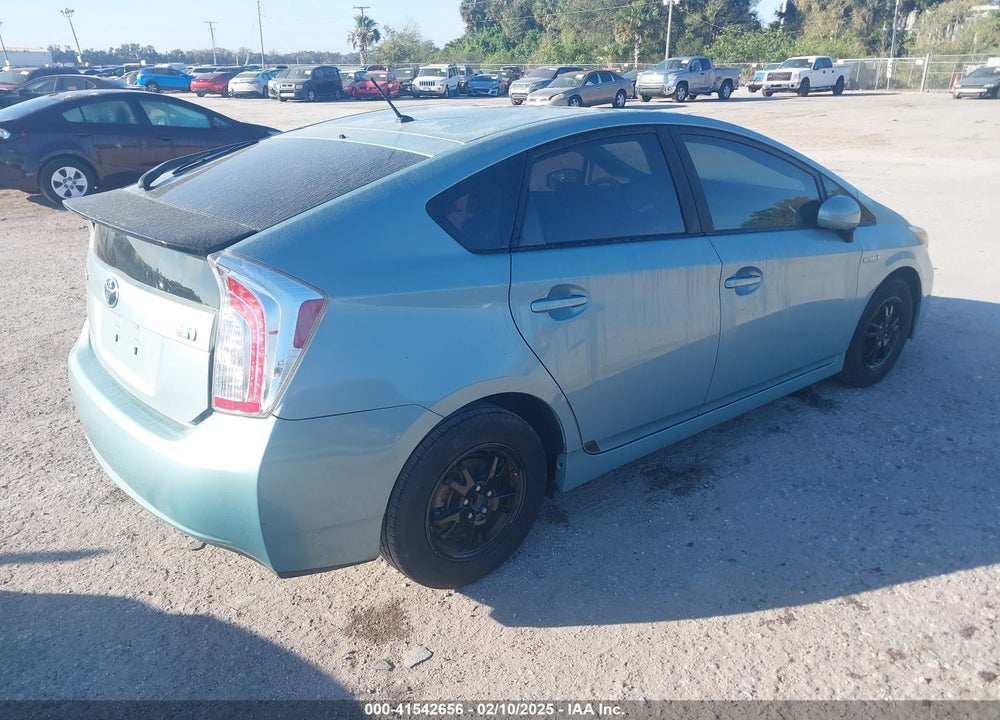 2013 TOYOTA PRIUS TWO VIN: JTDKN3DU6D5575219