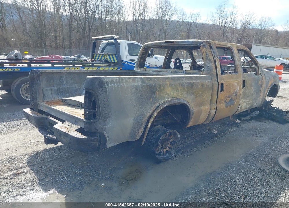 2003 FORD F-250 LARIAT/XL/XLT VIN: 1FTNW21P83ED39916
