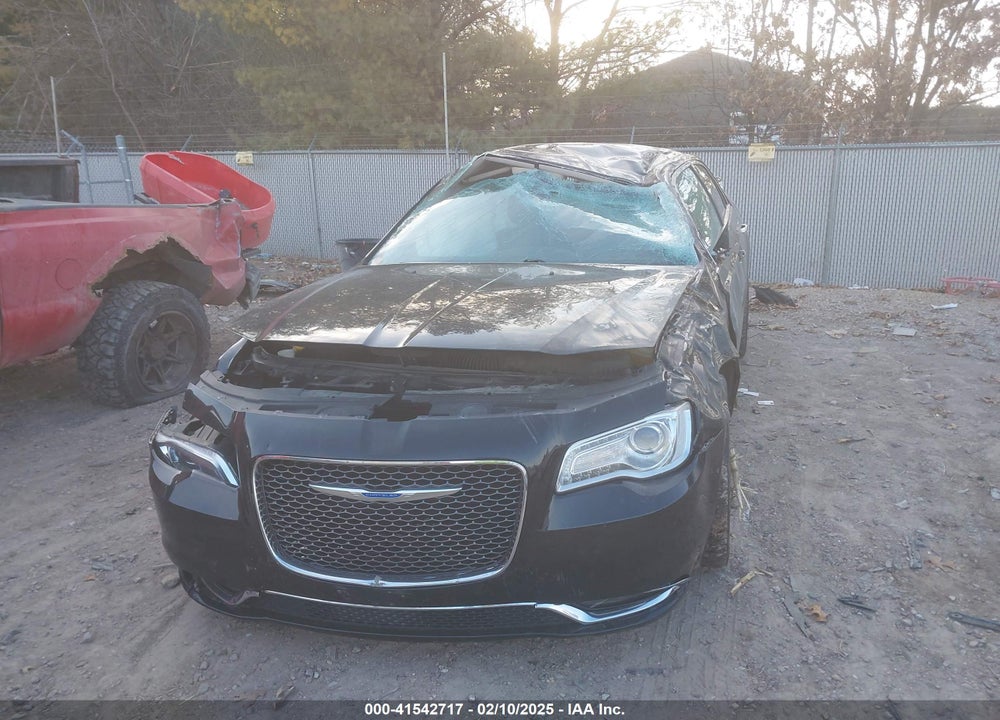 2018 CHRYSLER 300 VIN: 2C3CCAKG1JH269047