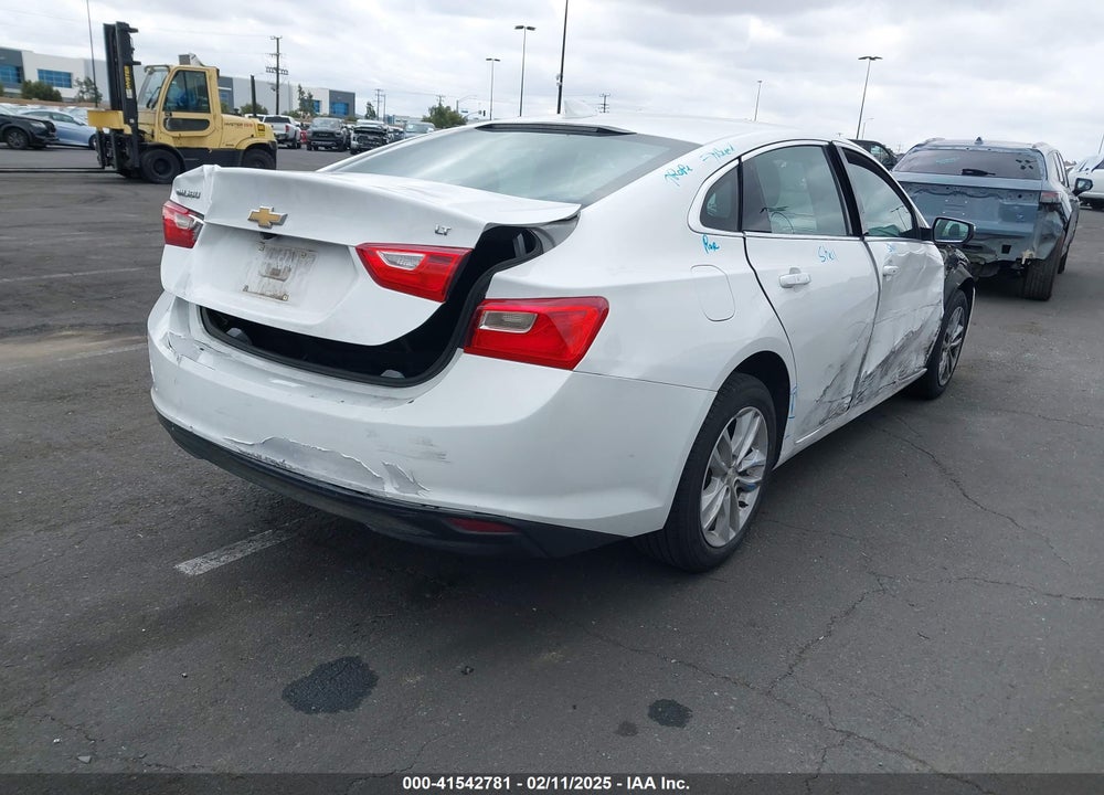 2018 CHEVROLET MALIBU LT VIN: 1G1ZD5ST8JF186636