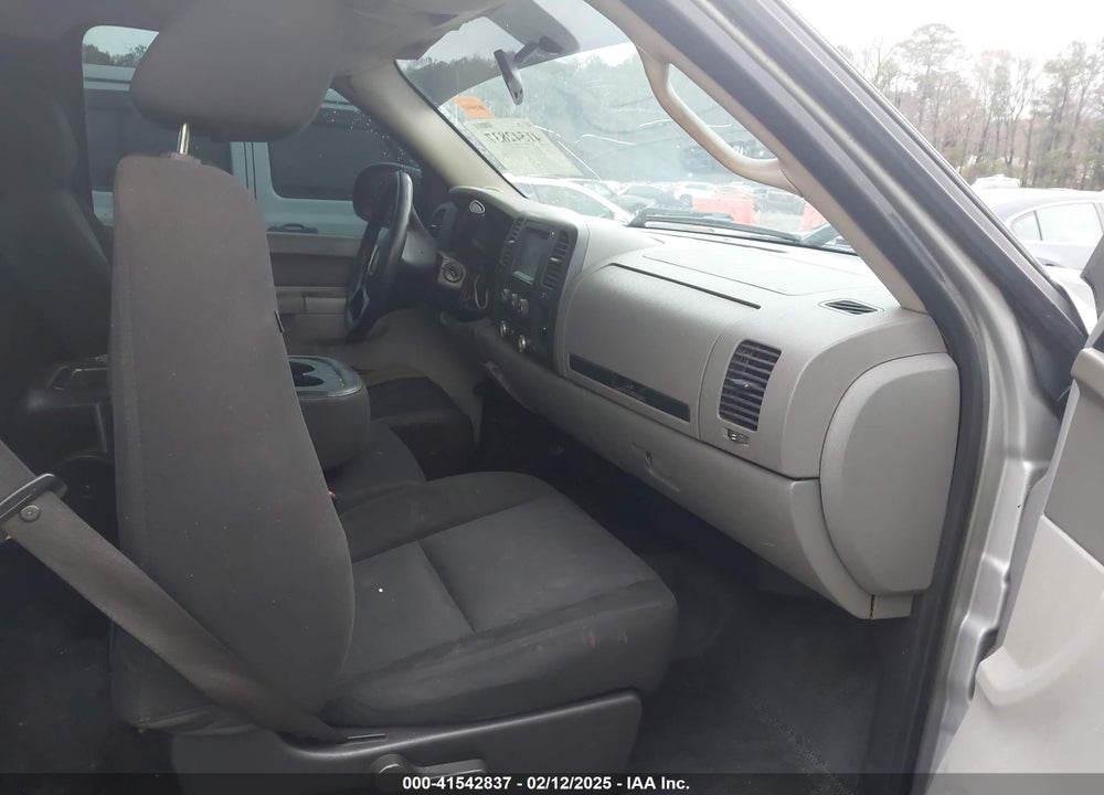 2010 CHEVROLET SILVERADO 1500 WORK TRUCK VIN: 1GCPCPEA2AZ267928