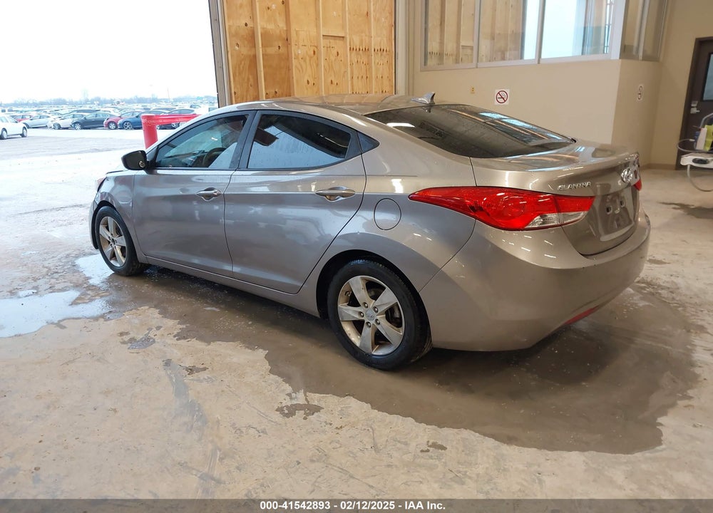 2012 HYUNDAI ELANTRA VIN: 5NPDH4AE1CH132235