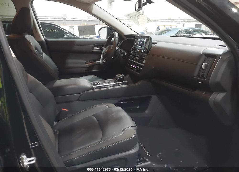 2024 NISSAN PATHFINDER VIN: 5N1DR3CCXRC307679