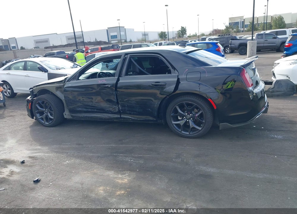 2023 CHRYSLER 300 VIN: 2C3CCABT6PH640953