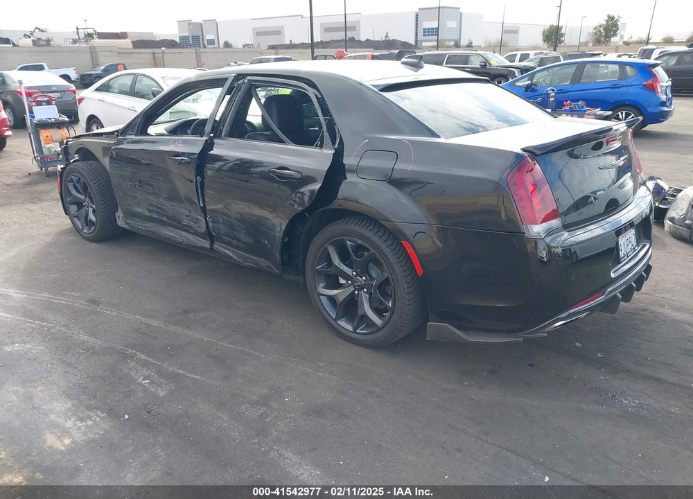 2023 CHRYSLER 300 VIN: 2C3CCABT6PH640953