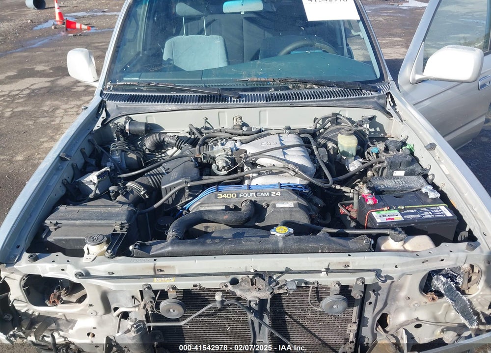 2000 TOYOTA 4RUNNER SR5 V6 VIN: JT3GN86R5Y0155146