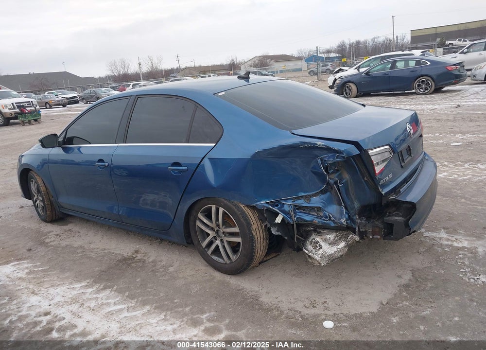 2015 VOLKSWAGEN JETTA 2.0L TDI SE VIN: 3VWLA7AJ7FM328304