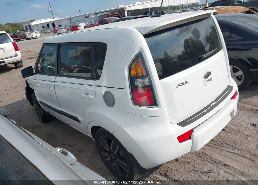2011 KIA SOUL VIN: KNDJT2A2XB7726062
