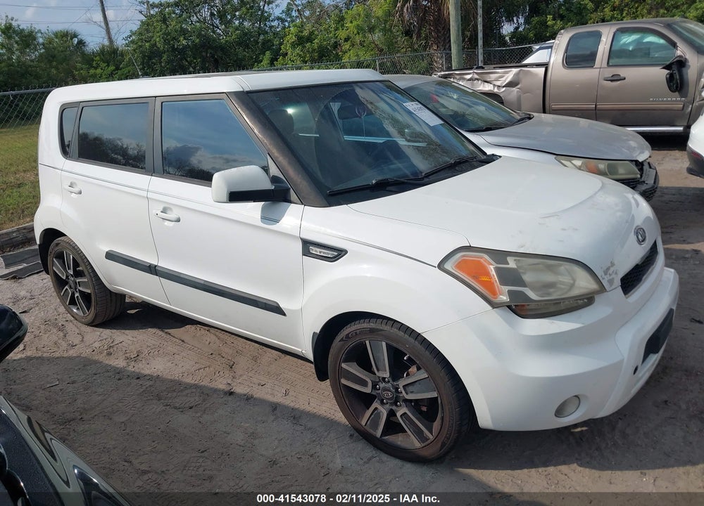 2011 KIA SOUL VIN: KNDJT2A2XB7726062