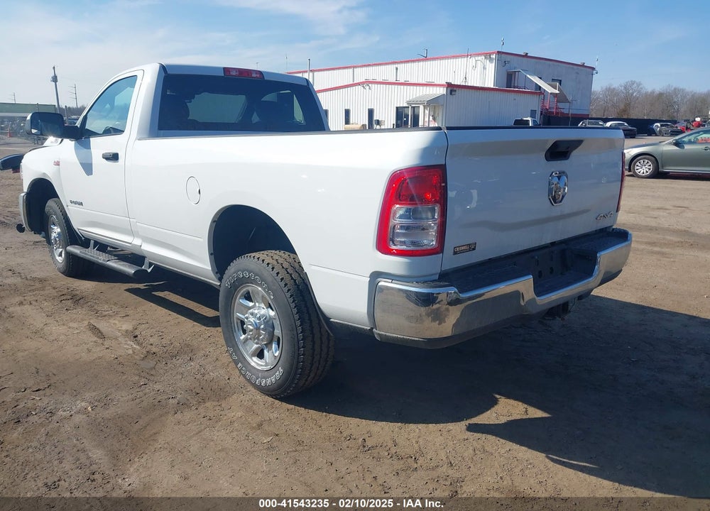 2022 RAM 2500 TRADESMAN 4X4 8' BOX VIN: 3C6MR5AJ0NG417897