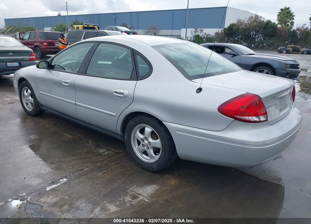 2007 FORD TAURUS VIN: 1FAFP53U27A107658