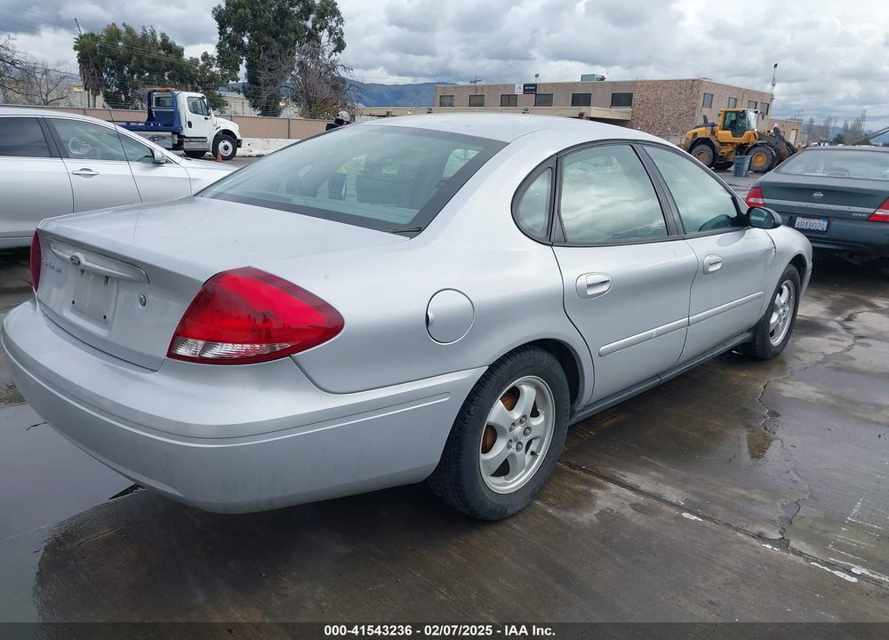 2007 FORD TAURUS VIN: 1FAFP53U27A107658