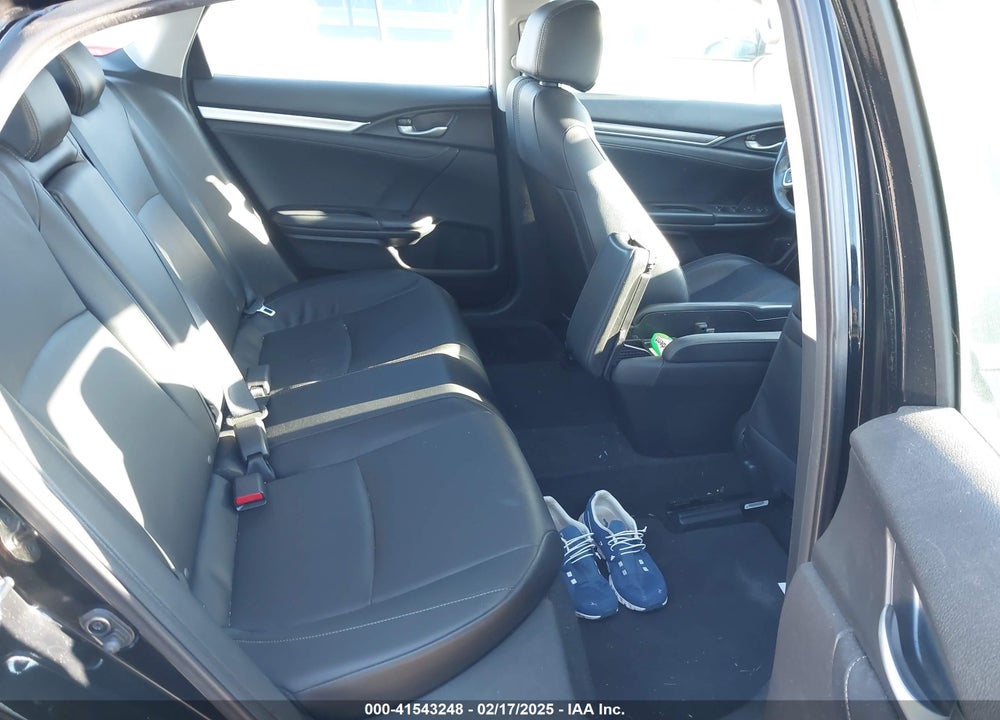 2019 HONDA CIVIC EX-L VIN: 19XFC1F77KE001636