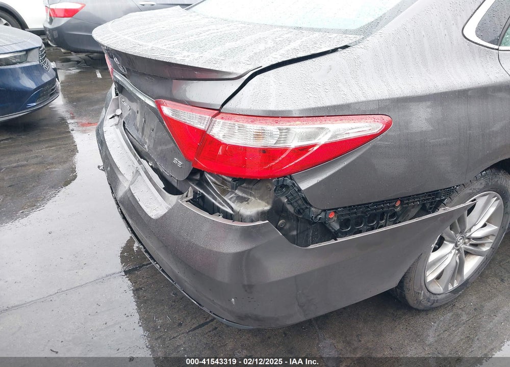 2015 TOYOTA CAMRY SE VIN: 4T1BF1FK6FU103961