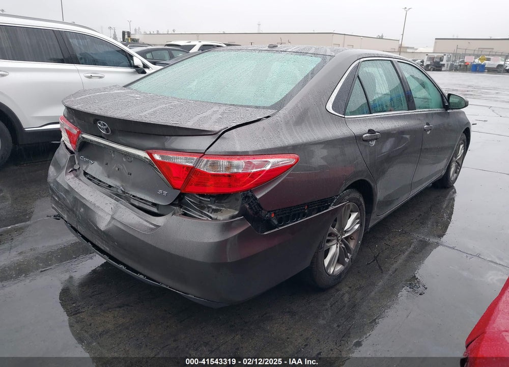 2015 TOYOTA CAMRY SE VIN: 4T1BF1FK6FU103961