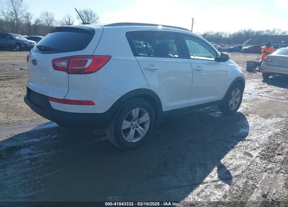 2011 KIA SPORTAGE LX VIN: KNDPB3A25B7026212