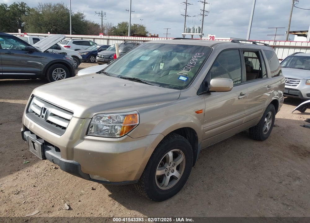 2006 HONDA PILOT EX-L VIN: 5FNYF28586B039412
