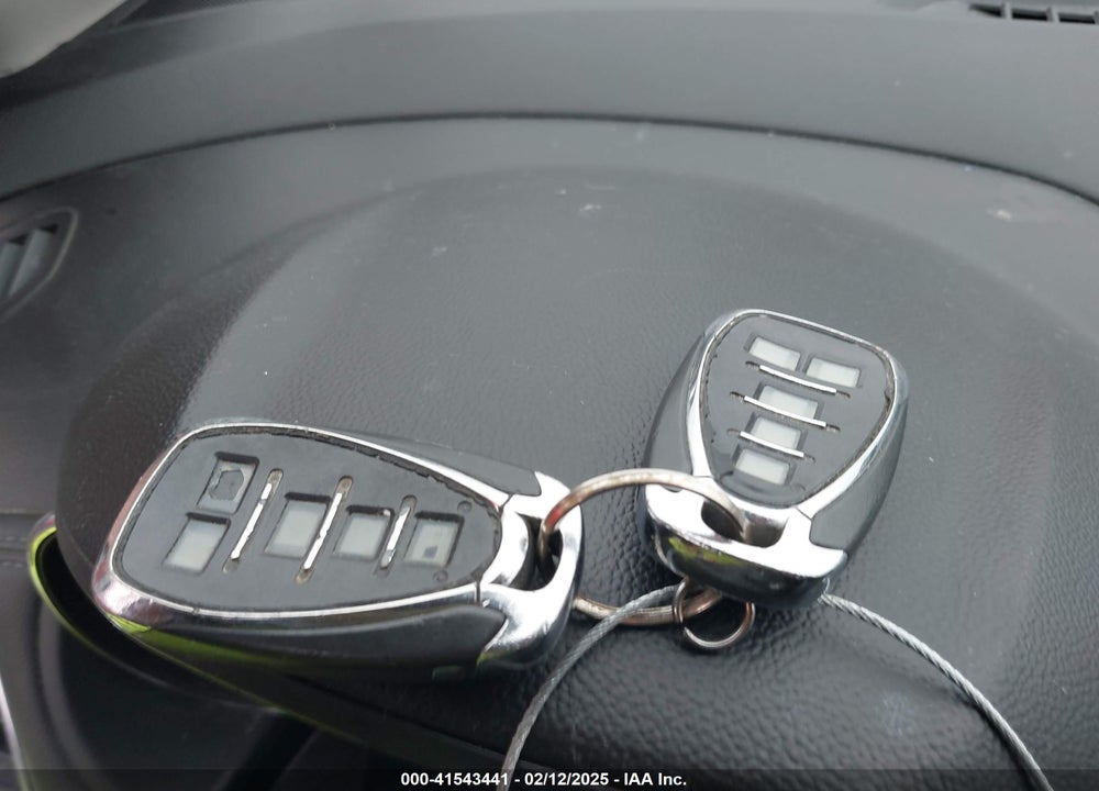 2017 CHEVROLET CRUZE VIN: 1G1BF5SM3H7140205