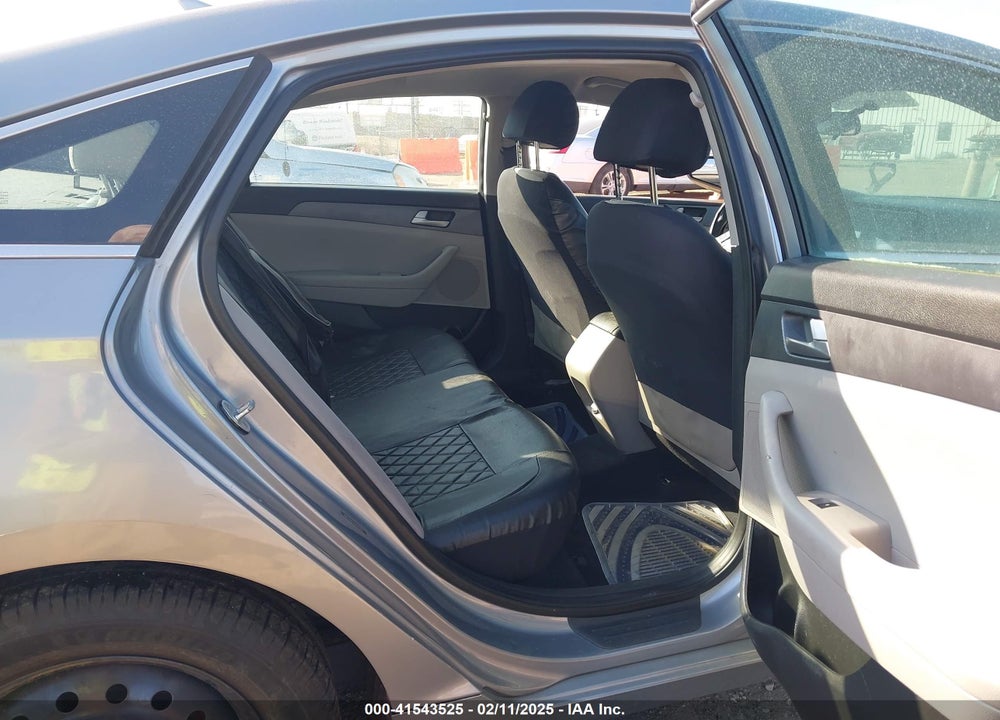 2017 HYUNDAI SONATA VIN: 5NPE24AF7HH515361