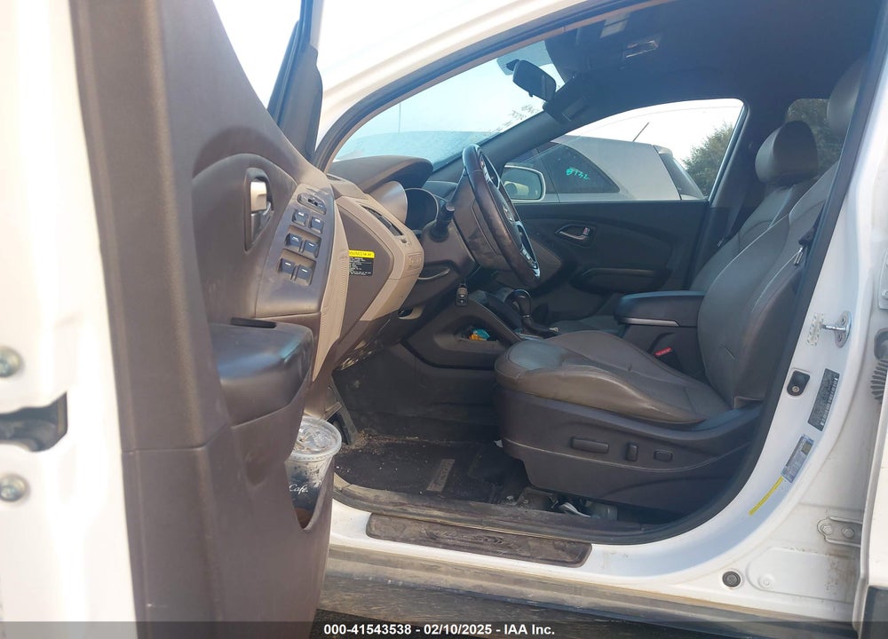 2014 HYUNDAI TUCSON SE VIN: KM8JU3AG3EU793411