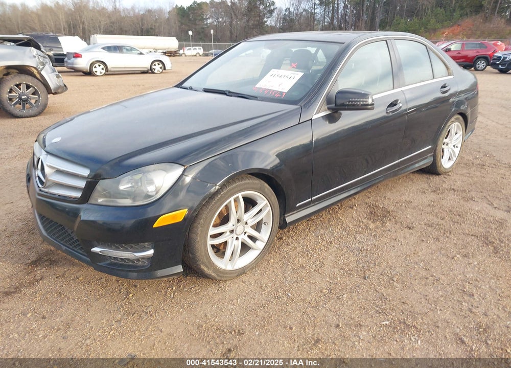 2013 MERCEDES-BENZ C 250 VIN: WDDGF4HB1DR250574