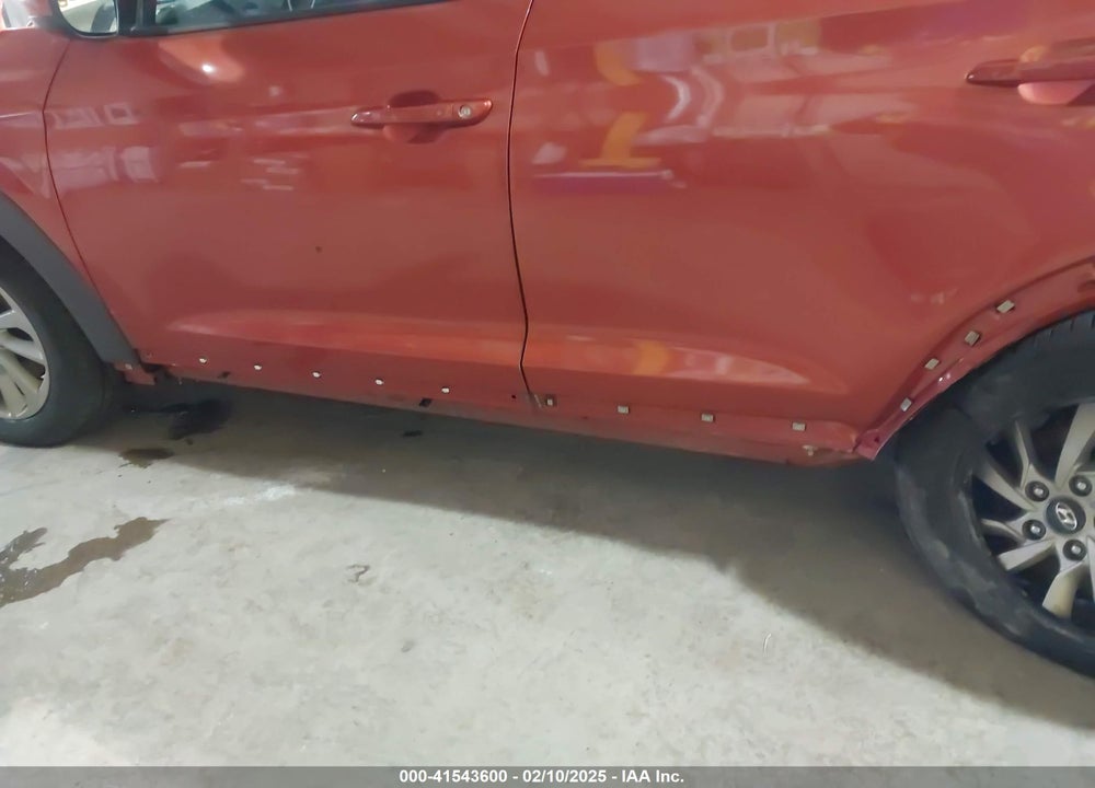 2017 HYUNDAI TUCSON SE VIN: KM8J23A47HU427547
