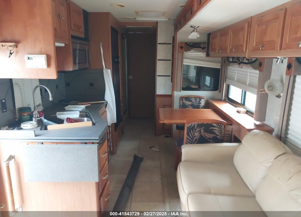 2008 FREIGHTLINER CHASSIS M LINE MOTOR HOME VIN: 4UZACLDU18CZ53817