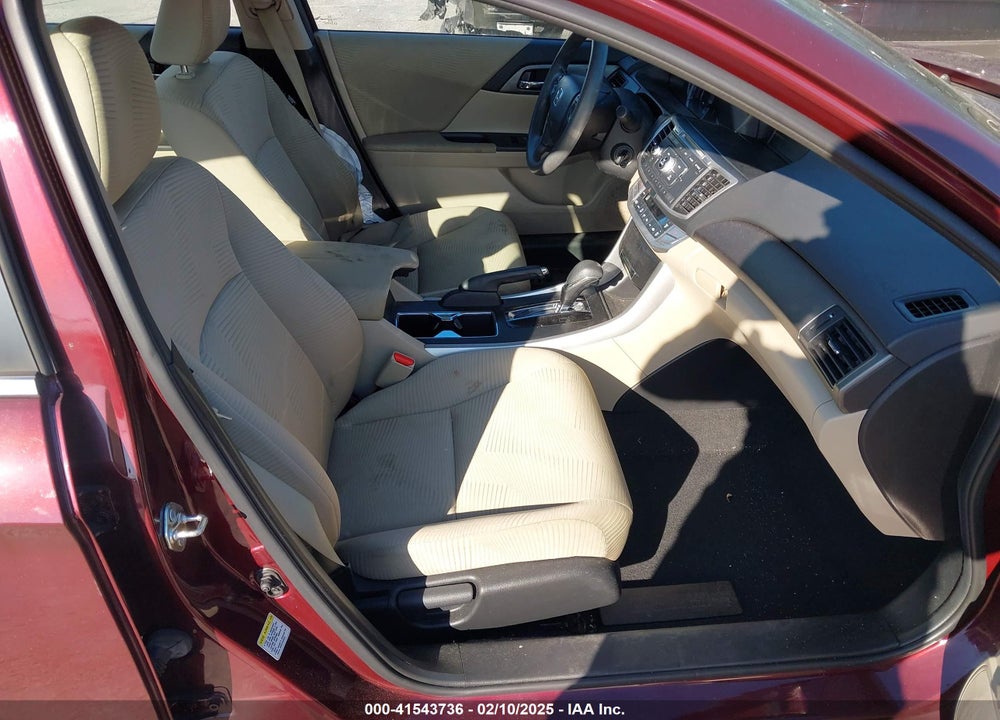 2015 HONDA ACCORD VIN: 1HGCR2F31FA099593