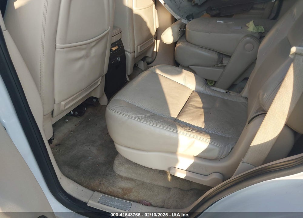 2007 CADILLAC ESCALADE STANDARD VIN: 1GYFK63837R395431