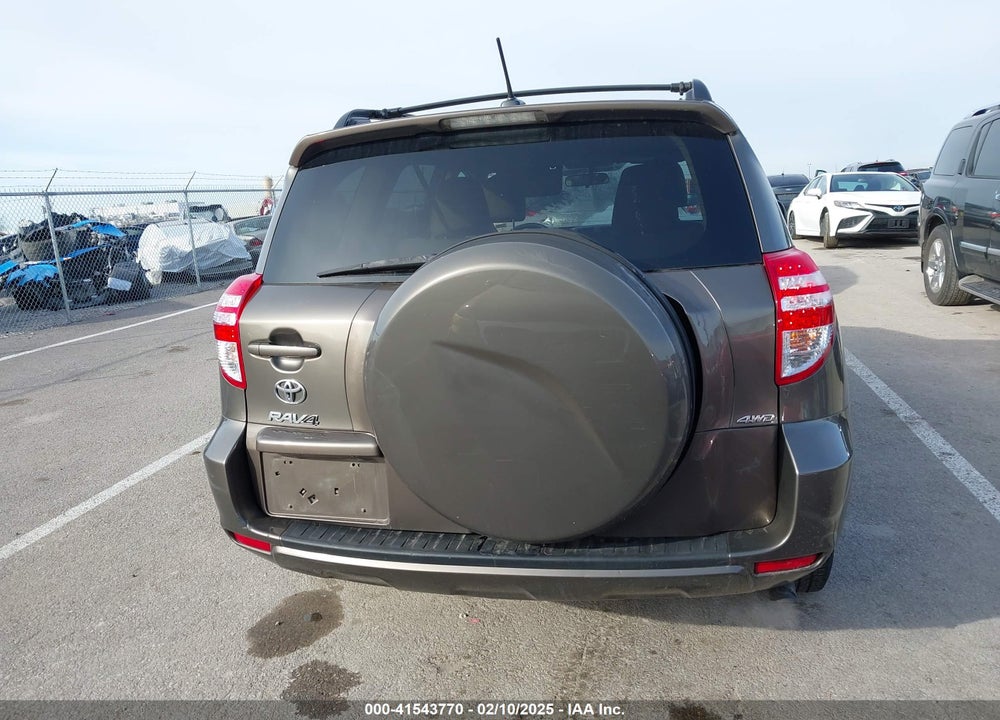 2011 TOYOTA RAV4 VIN: 2T3BF4DV9BW157111
