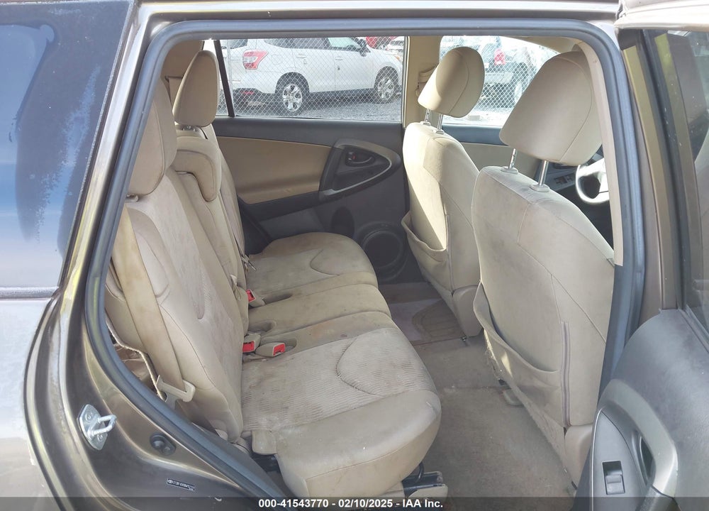 2011 TOYOTA RAV4 VIN: 2T3BF4DV9BW157111