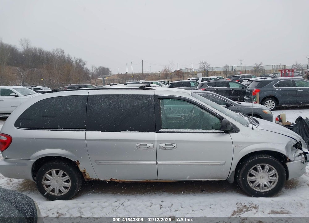 2007 CHRYSLER TOWN & COUNTRY VIN: 2A8GP54L47R185514