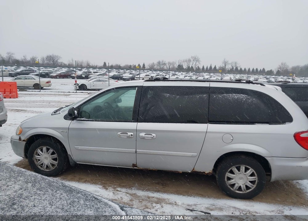 2007 CHRYSLER TOWN & COUNTRY VIN: 2A8GP54L47R185514