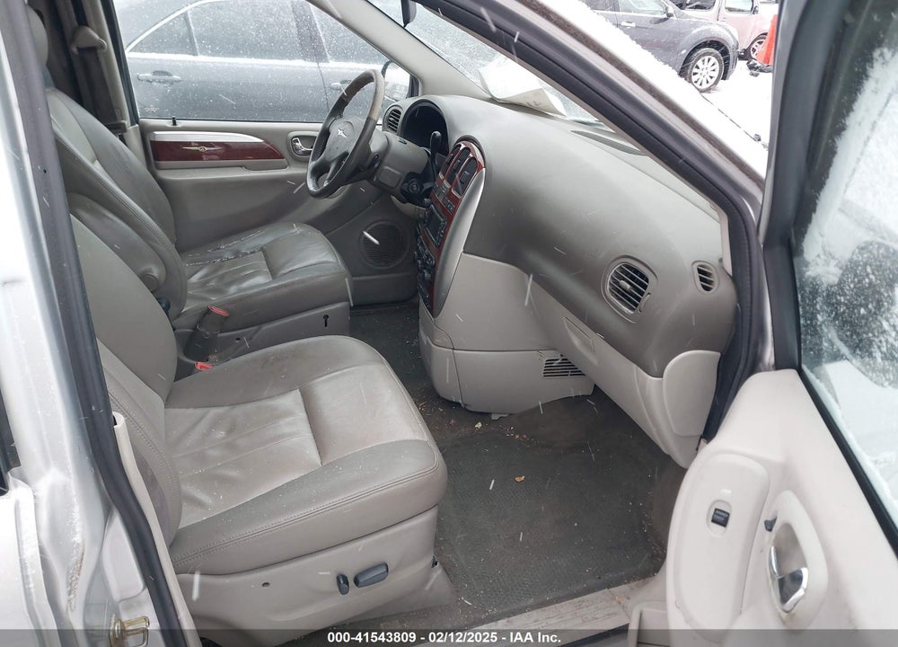2007 CHRYSLER TOWN & COUNTRY VIN: 2A8GP54L47R185514